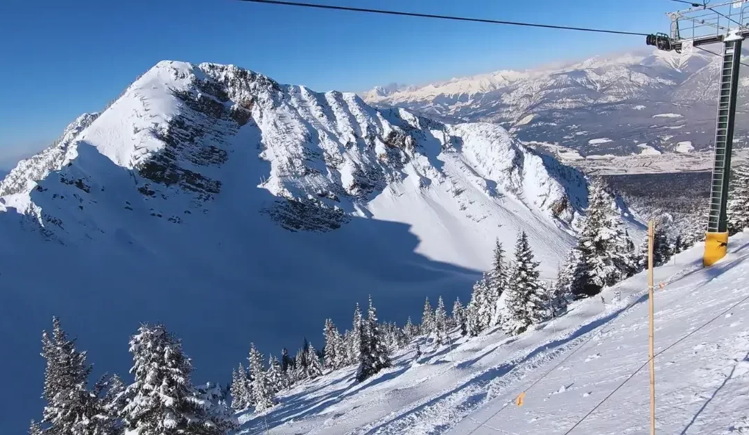 Facing-the-Challenge-of-America’s-Wildest-Ski-Terrain